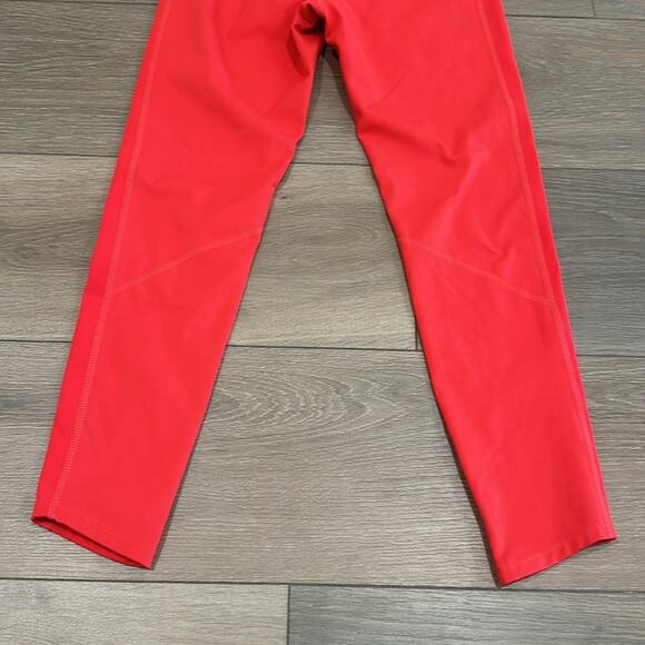 ZELLA Red Ribbed Waist Mid Rise Cropped Active Workout Gym Leggings Size Small - Picture 6 of 9